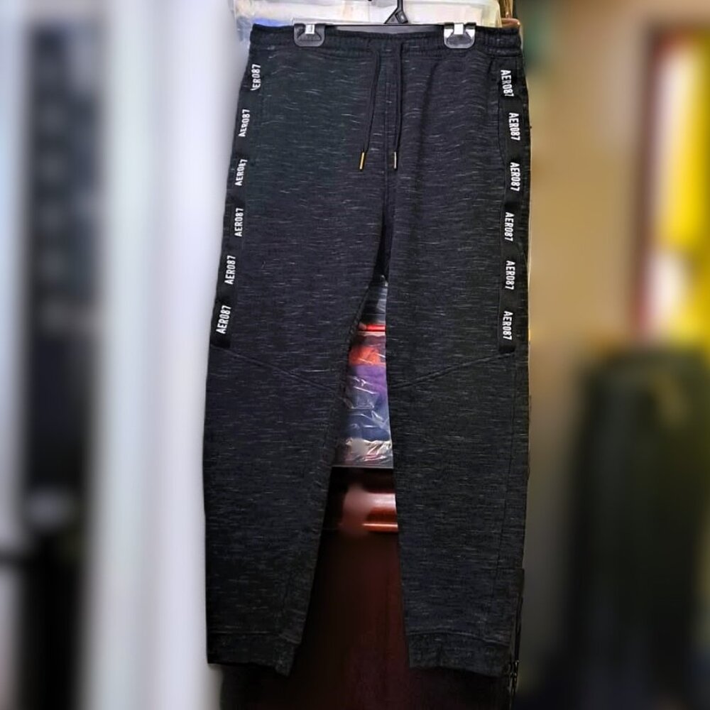 VNTG Aeropostale Y2K AERO87 Logo Tape Joggers